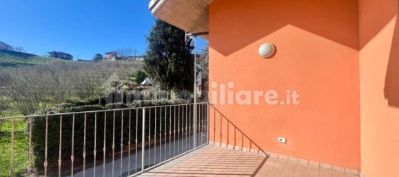 3 bedrooms Villa in Alba, Italy No. 191947 20