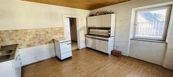 5 rooms Townhouse in Landshut, Germany No. 121686 4