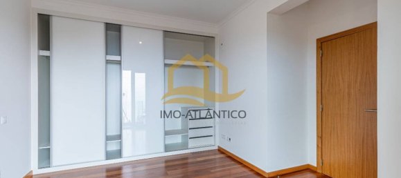 Дом с 3 спальнями в Фуншал, Португалия № 145023 12