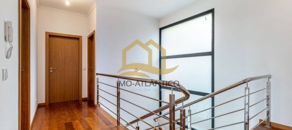 Дом с 3 спальнями в Фуншал, Португалия № 145023 6