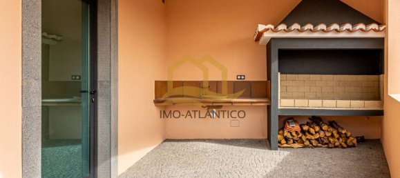 Дом с 3 спальнями в Фуншал, Португалия № 145023 16