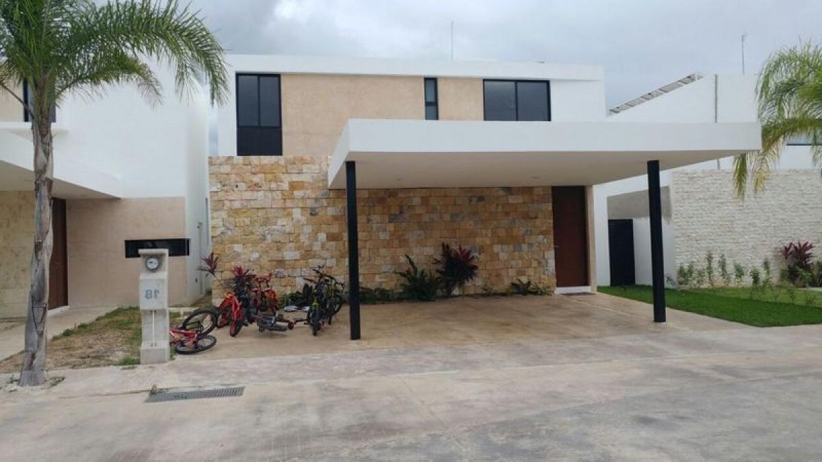 3 bedrooms House in Merida, Mexico No. 62155
