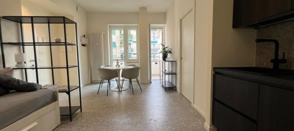 Studio in Como, Italy No. 13728 9