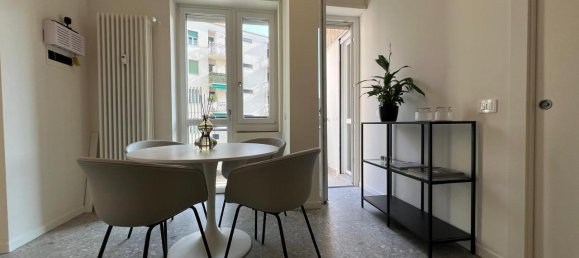 Studio in Como, Italy No. 13728 5