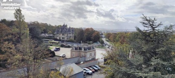 4 bedrooms Apartment in Reims, France No. 77631 8