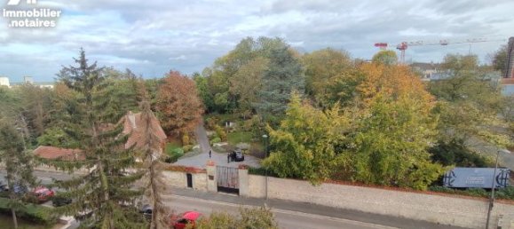 4 bedrooms Apartment in Reims, France No. 77631 18