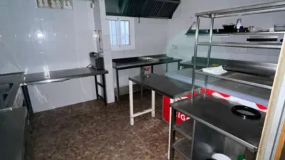 Propriété commerciale à Arcos de la Frontera, Spain 109m² No. 105726