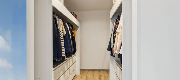 6 bedrooms Villa in Lugrin, France No. 336877 9