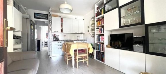 2غرفة شقة في Sirmione, Italy رقم 4697 2