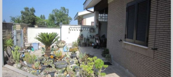 Villa de 3 dormitorios en Anzio, Italy No. 325937 14