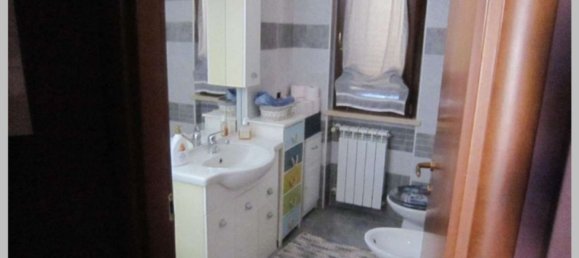 Villa de 3 dormitorios en Anzio, Italy No. 325937 2