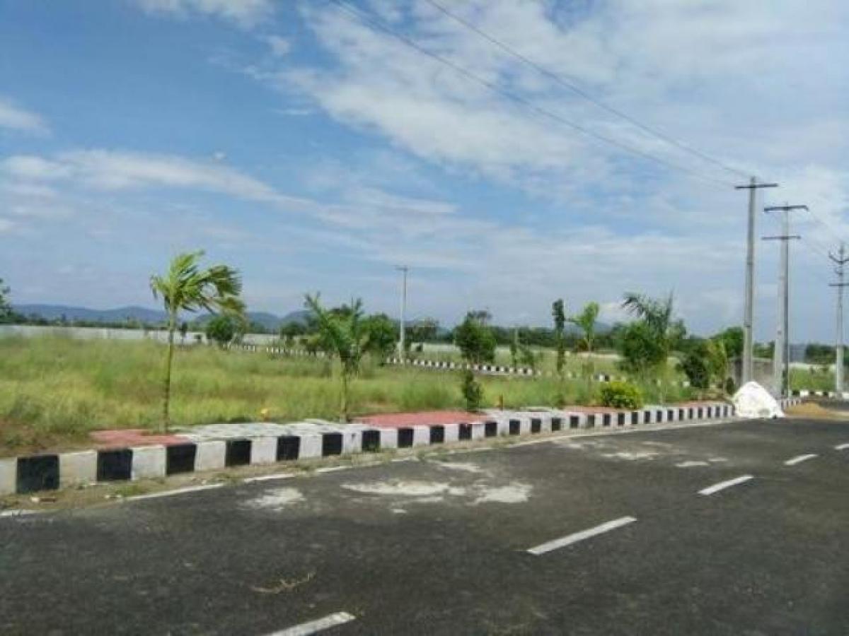  Land in Visakhapatnam, India No. 41285