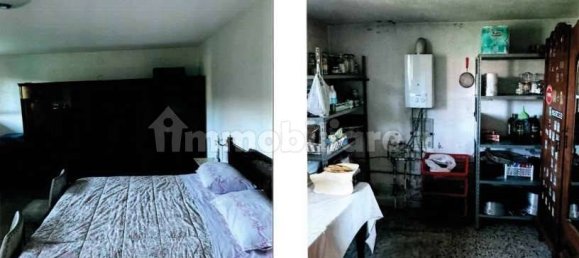 2 bedrooms Villa in Mercallo, Italy No. 13997 6