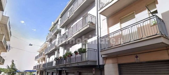 Apartamento de 2 dormitorios en Altamura, Italy No. 305824 3