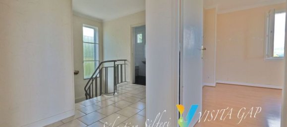 4 Schlafzimmer Haus in Gap, France, Nr. 304914 8