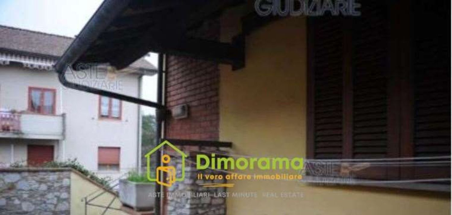 Apartamento T5 em Montecatini Terme, Italy N.º 328579