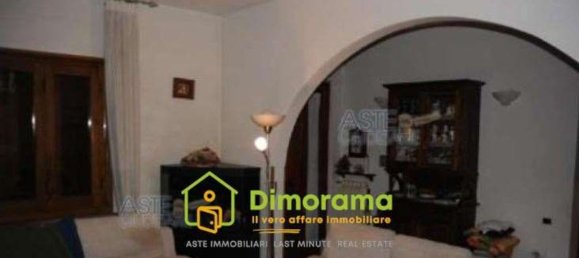 Apartamento T5 em Montecatini Terme, Italy N.º 328579 2