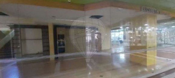 Gewerbliche Immobilie in Seixal, Portugal 54m², Nr. 13387 2