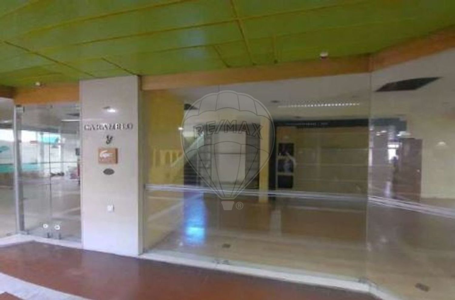 Gewerbliche Immobilie in Seixal, Portugal 54m², Nr. 13387