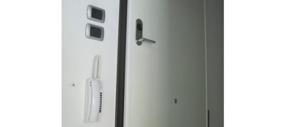 3 rooms Apartment in Vicenza, Italy No. 251288 2