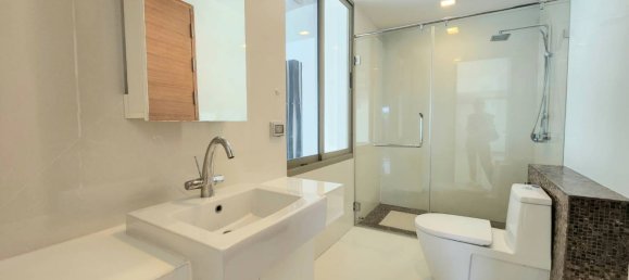 2 bedrooms Condo in Pattaya, Thailand No. 3895 6