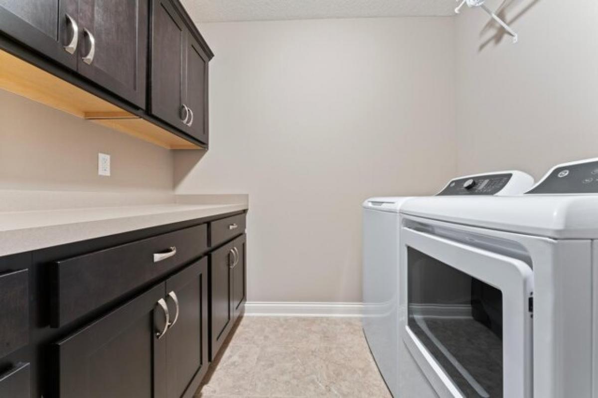 6 bedrooms House in Lakeville, USA No. 392784