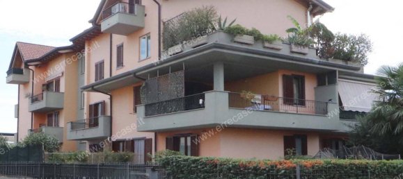 Ático de 2 habitaciónes en Pozzo d'Adda, Italy No. 236690 3