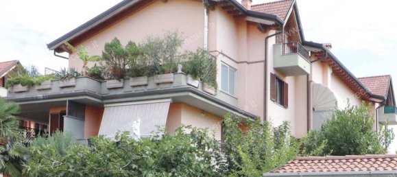 Ático de 2 habitaciónes en Pozzo d'Adda, Italy No. 236690 2