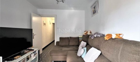 3 bedrooms Apartment in L'Hospitalet de Llobregat, Spain No. 171126 3