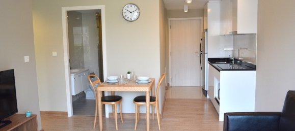 2 bedrooms Condo in Bangkok, Thailand No. 2492 4