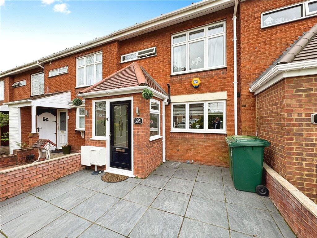 3 bedrooms House in Surrey, United Kingdom No. 8611