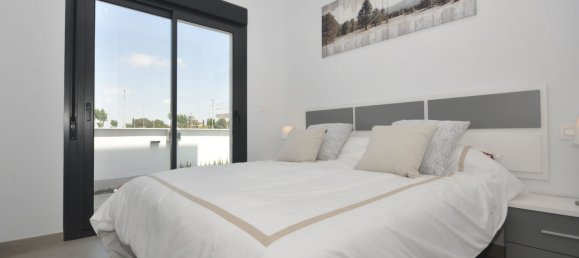2 Schlafzimmer Villa in Pilar de la Horadada, Spain, Nr. 9061 10