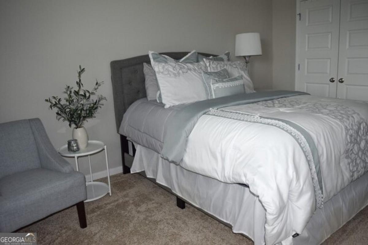 5 bedrooms House in Stockbridge, USA No. 437085