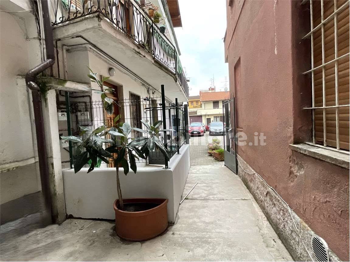 2 Schlafzimmer Wohnung in Solaro, Italy, Nr. 66310