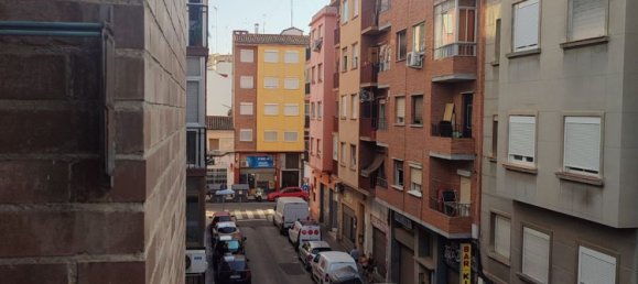 Apartamento de 3 dormitorios en Zaragoza, Spain No. 162268 7