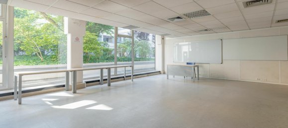 Oficina de 29 habitaciónes en Paris, France No. 166382 4