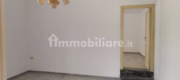 2 bedrooms Apartment in Scafa, Italy No. 116556 2