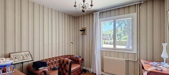 6 bedrooms House in Appoigny, France No. 312400 8