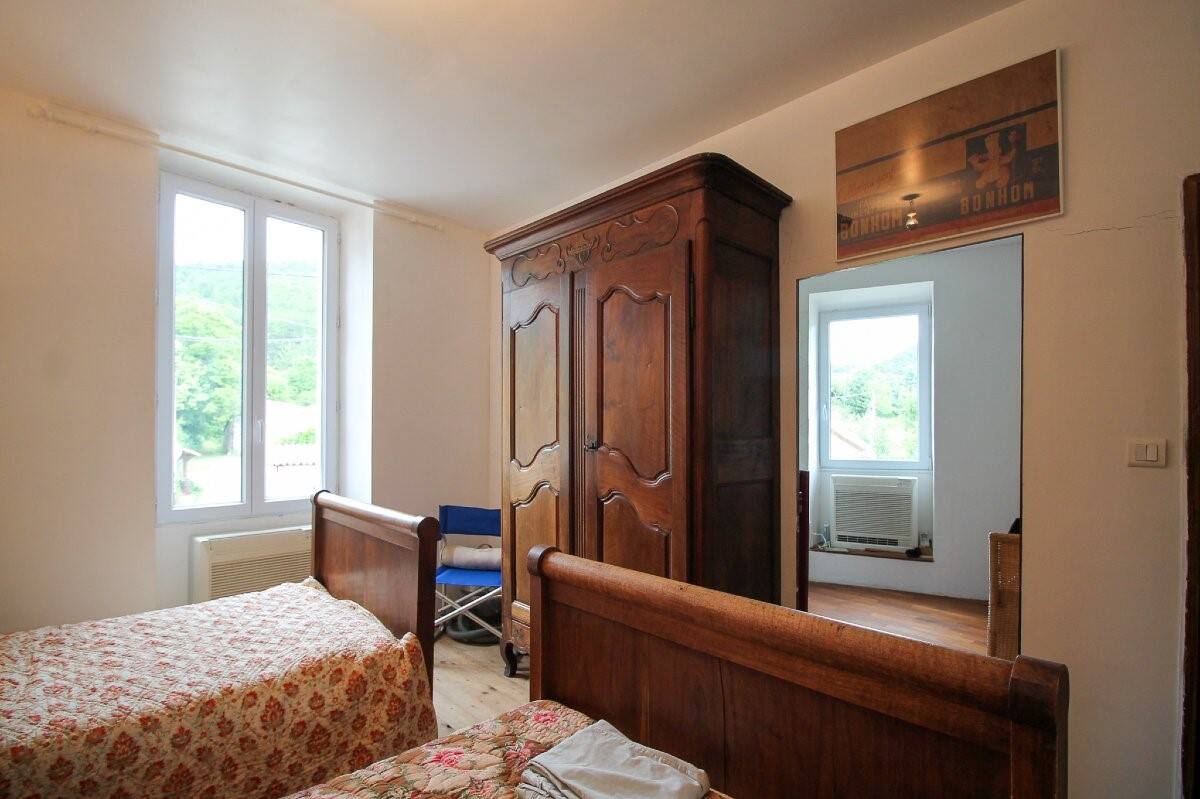 Вилла с 1 спальней в Эгале, Франция № 203510