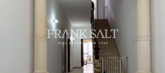 2 Schlafzimmer Haus in Fgura, Malta, Nr. 2906 2