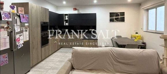 2 Schlafzimmer Haus in Fgura, Malta, Nr. 2906 8