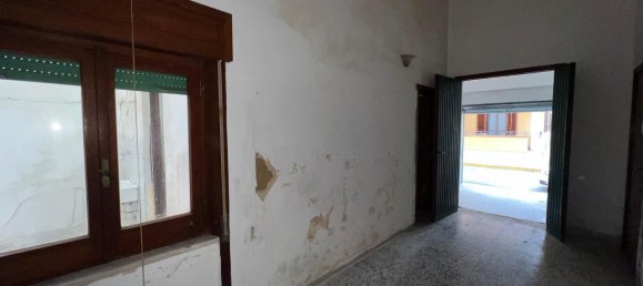 5-salle Appartement à Gallipoli, Italy No. 231789 13