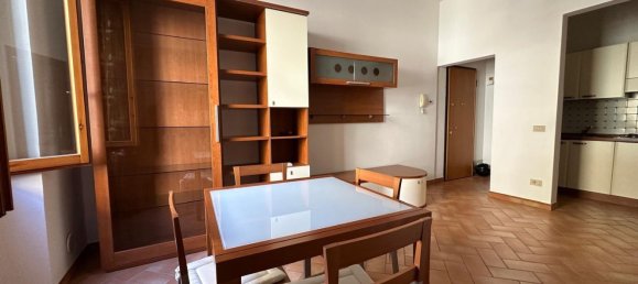 2 rooms Apartment in Florence, Italy No. 50923 3