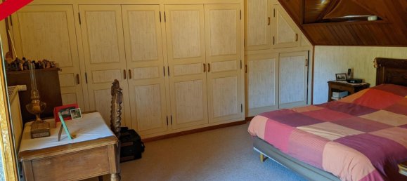 4 bedrooms House in Le Plessis-l'Echelle, France No. 218550 10