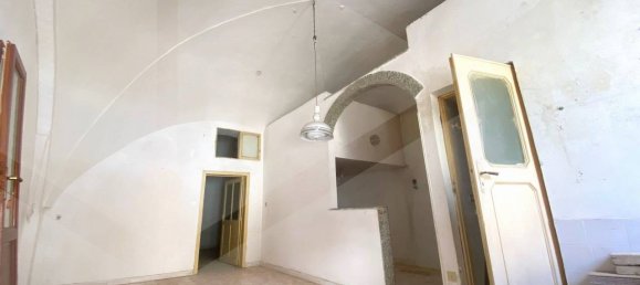 2-salle Maison à Torremaggiore, Italy No. 22732 3