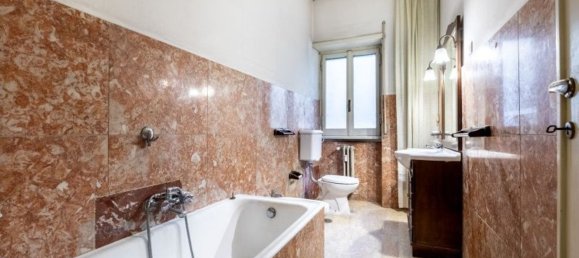 5 rooms Apartment in Rome, Italy No. 221141 52