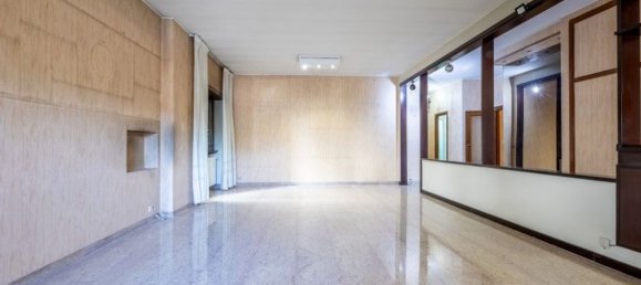 5 rooms Apartment in Rome, Italy No. 221141 19