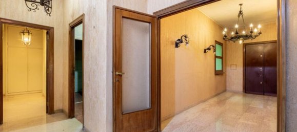 5 rooms Apartment in Rome, Italy No. 221141 21