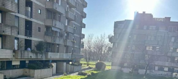 Apartamento de 4 divisões em Rho, Italy N.º 331513 5