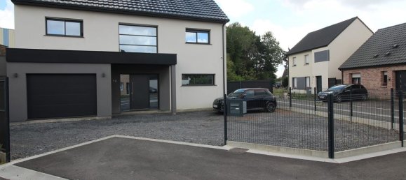 3 bedrooms House in Phalempin, France No. 362620 2